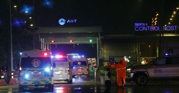 morto-turbolenza-volo-londra-singapore-passeggeri-indagini