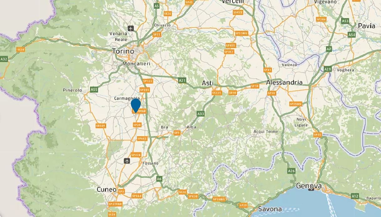 Morto un motociclista a Racconigi, comune in provincia di Cuneo. Terribile incidente: scontro fatale tra la moto guidata dalla vittima e un'auto