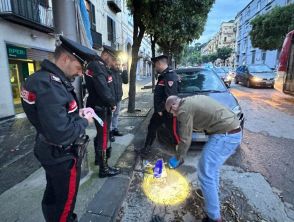 Sparatoria per le strade di Napoli nel quartiere Capodimonte: quattro feriti dopo un agguato, si indaga