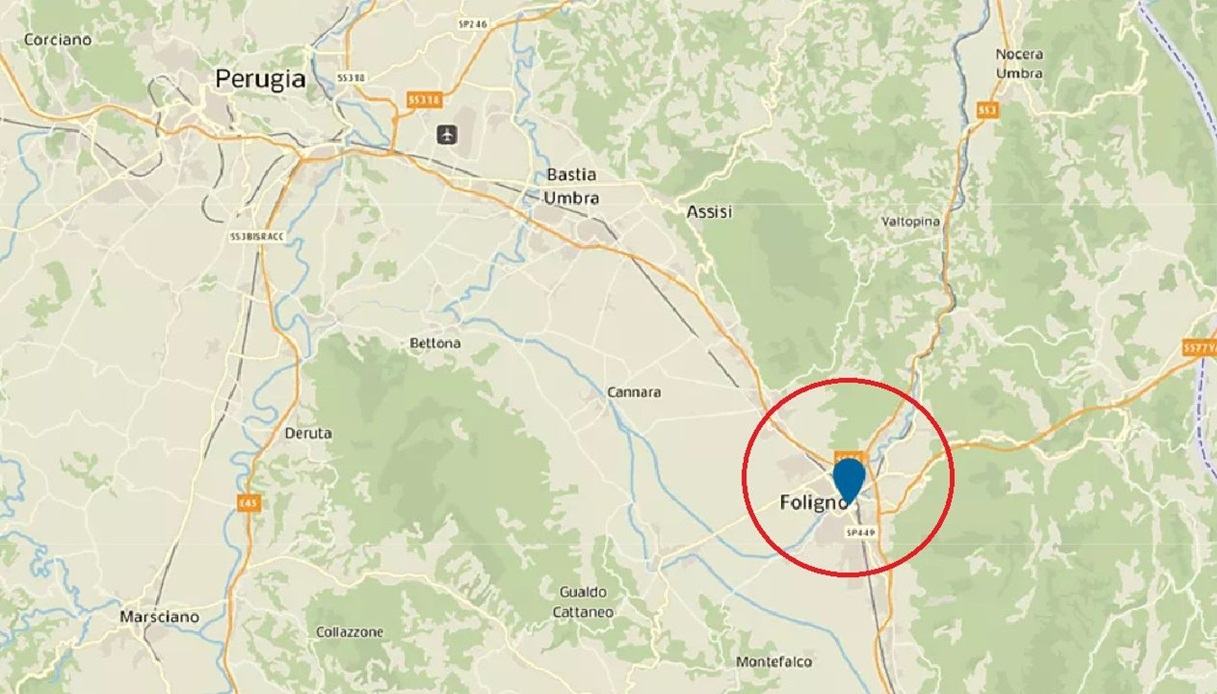 Perugia, 46enne arrestato per violenza sessuale in un negozio a Foligno dopo aver palpeggiato due bimbe: a lanciare l'allarme i genitori delle piccole