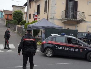 Corpo trascinato in strada a Pavia, non è stato l’amico a ucciderlo: autopsia conferma morte per infezione