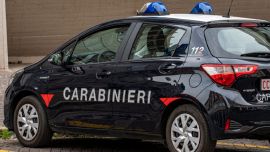 Man och hustru hittades döda hemma i Palermo: mord-självmordshypotes, han var polis