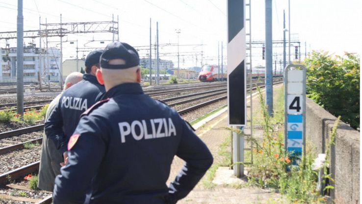 Tazza Da 300 Ml 'I'm A Poliziotto' – La Tazza Con Superpotere Per Agenti E Simpatizzanti