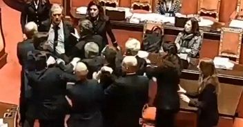 rissa-senato-roberto-menia-marco-croatti-video