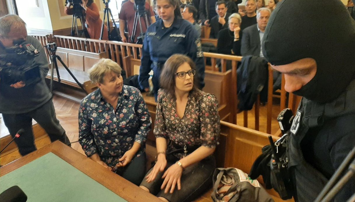 Ilaria Salis Budapest carcere arresti domiciliari