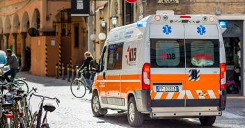 auto-incidente-mandello-del-lario-statale