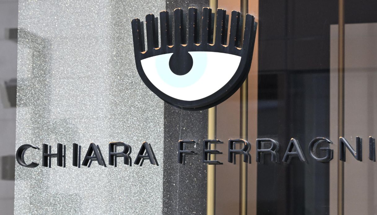 Chiara Ferragni logo Fabio Maria Donato addio società