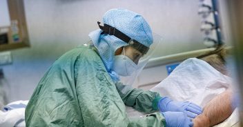 covid-stop-obbligo-mascherine-covid-pazienti-fragili