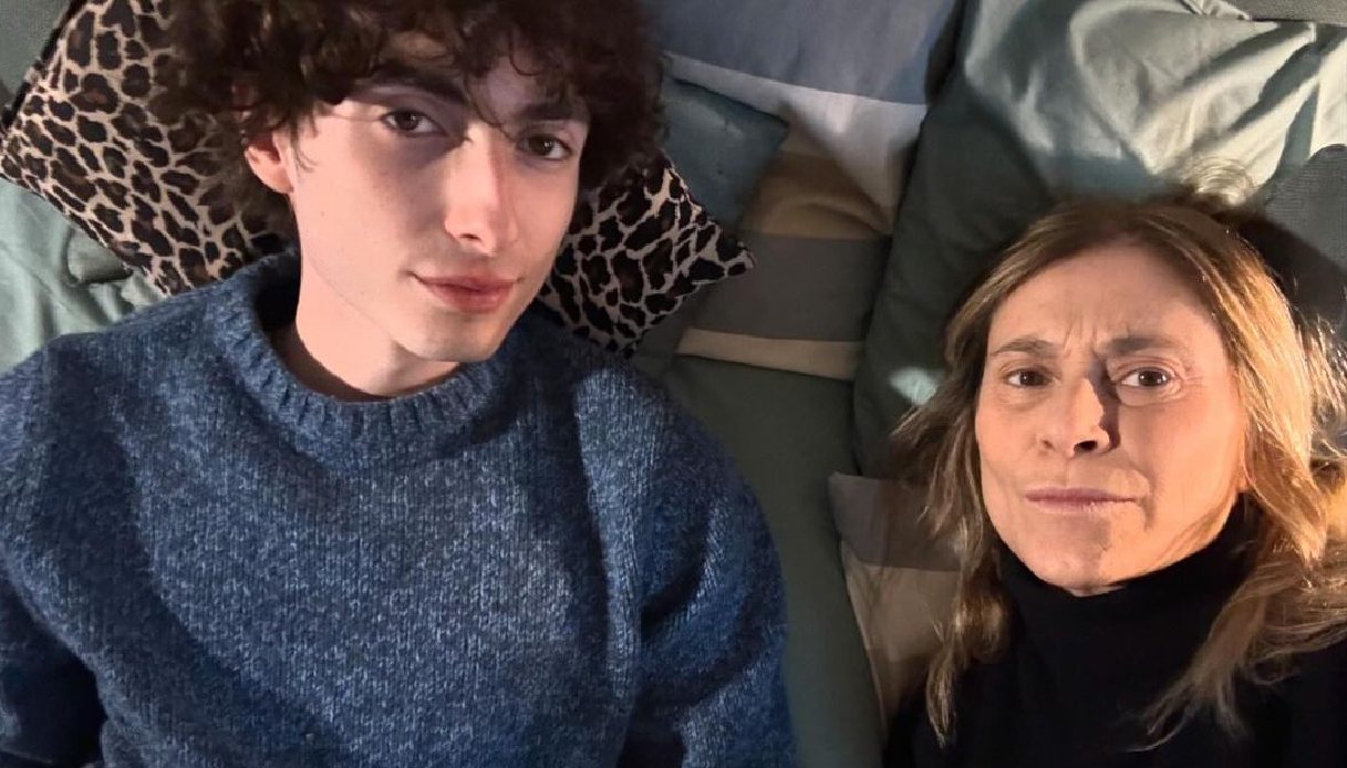 Elena Martelli’s son dies at the age of 20 from cancer, and Nunzia Di Girolamo cries live on air