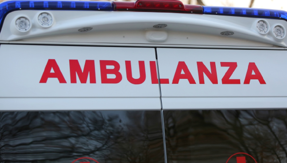 Tragico incidente tra macchina e camion sulla E45 a San Carlo di Cesena: automobilista morto sul colpo