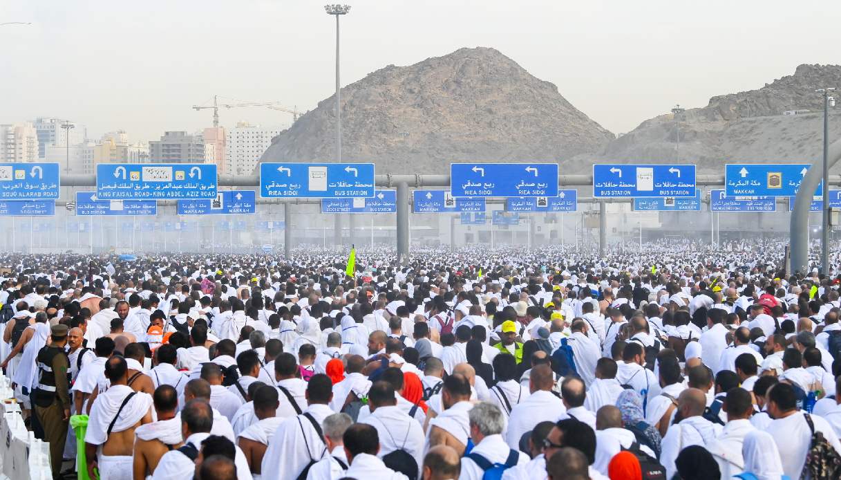 La Mecca morti pellegrini caldo Arabia Saudita