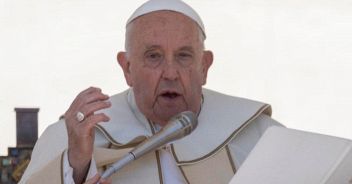 papa francesco frociaggine gay seminario