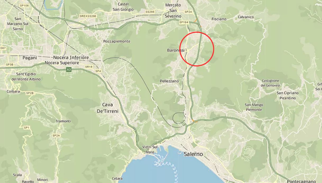 salerno avellino incidente raccordo autostrada a2