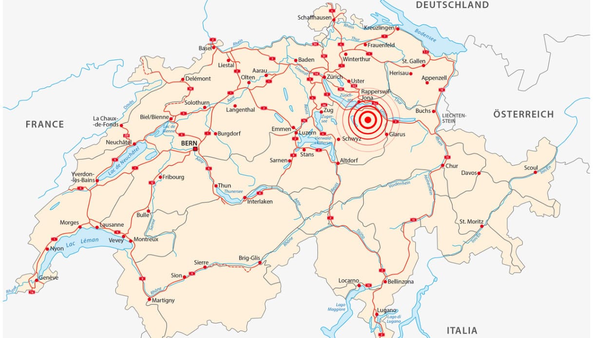 En jordbävning med magnituden 4,2 i Schweiz kändes också i Italien.