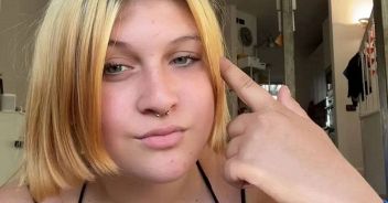 camilla suozzi chiama genitori scomparsa bologna ragazzo