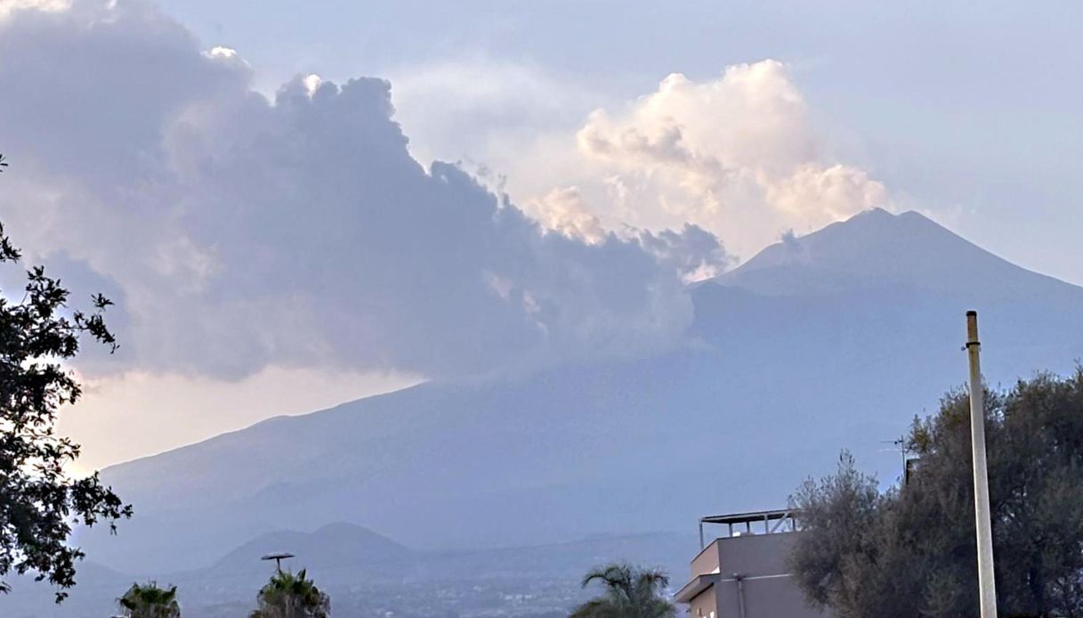 catania aeroporto cenere etna