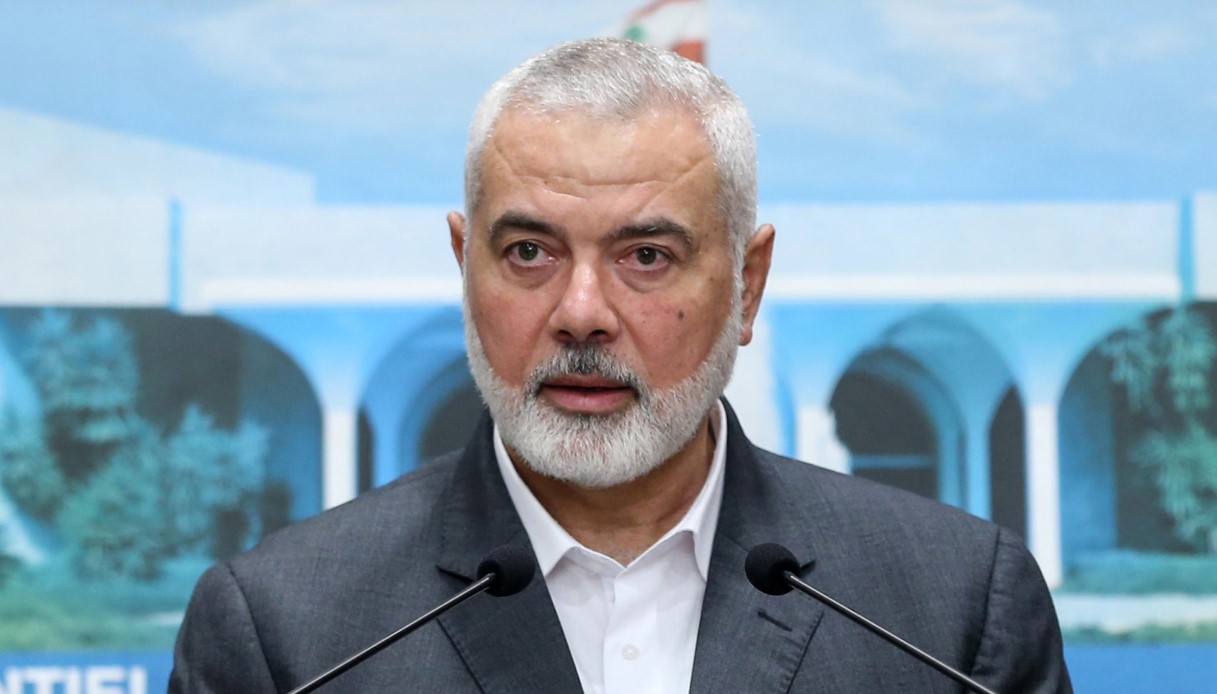 Il leader di Hamas Ismail Haniyeh ucciso a Teheran in un raid israeliano contro la sua residenza: chi era