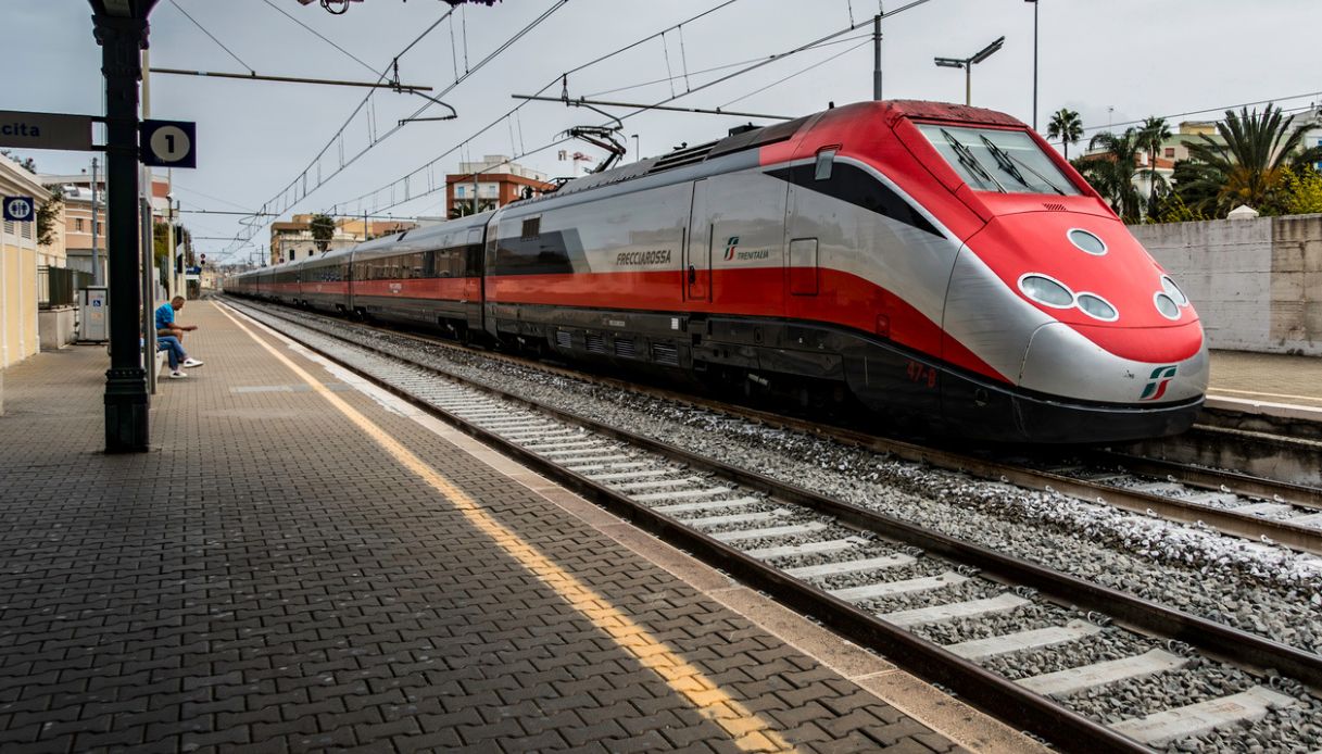 treni alta velocità ritardo guasto circolazione ferroviaria