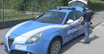 calci-schiaffi-compagna-roma-arrestato