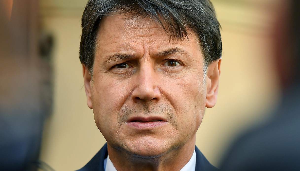 Giuseppe Conte primo piano