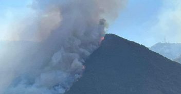 incendio monte pendolo gragnano napoli