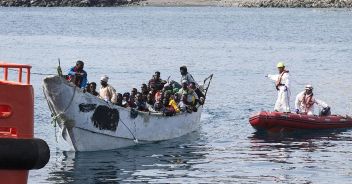 migranti-imbarcazione-siracusa