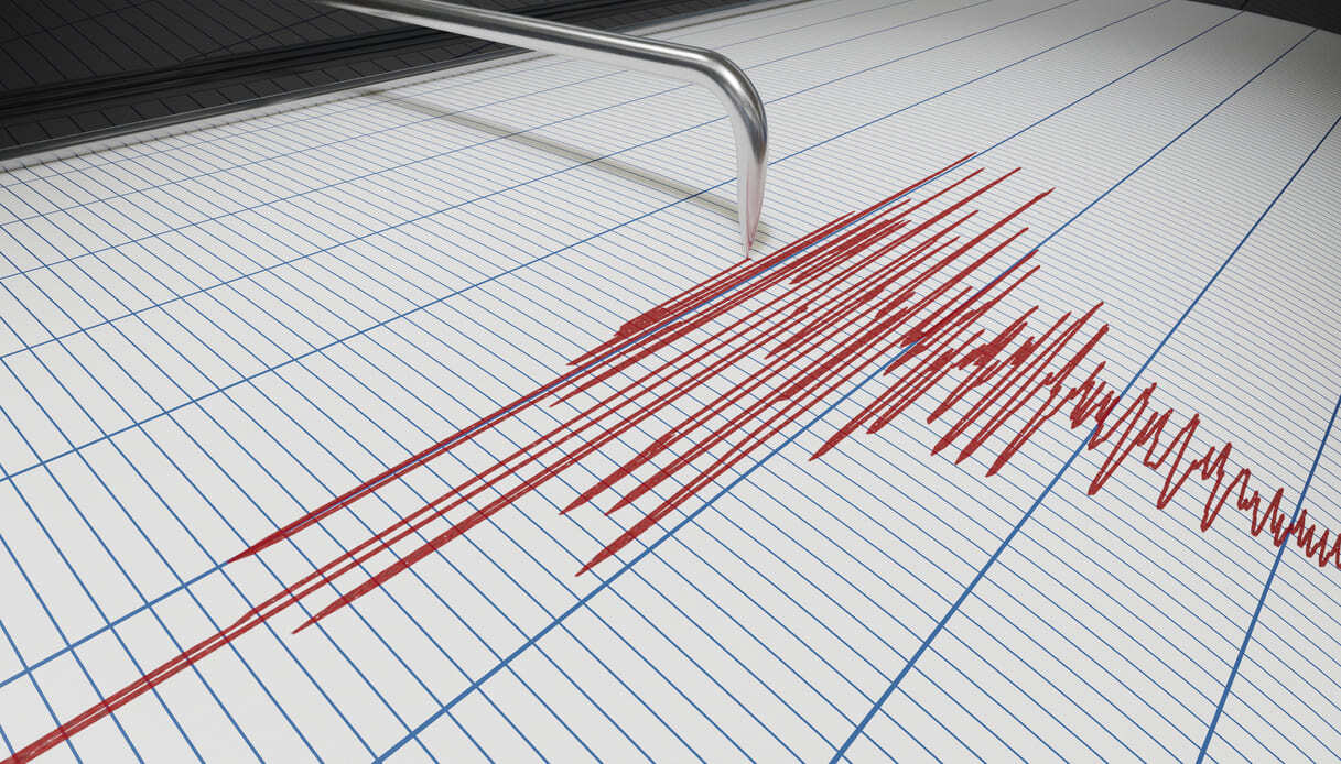 sciame sismico terremoto campi flegrei