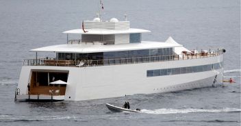 yacht-steve-jobs-napoli