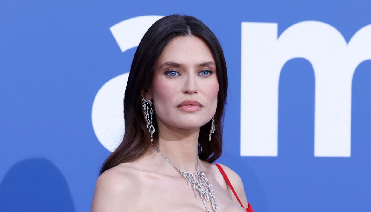 https://wips.plug.it/cips/notizie.virgilio.it/cms/2024/09/bianca-balti-tumore.jpg