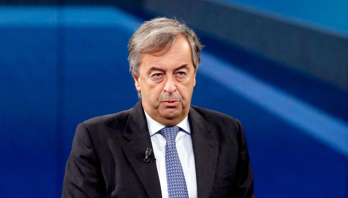 https://wips.plug.it/cips/notizie.virgilio.it/cms/2024/09/burioni-dengue.jpg