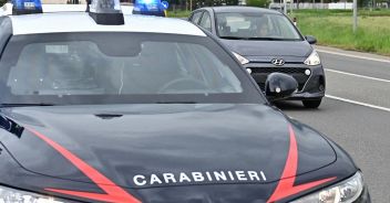 carabinieri-siliqua-cagliari-figlio-padre-accoltellamento
