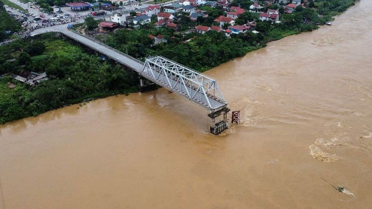 collapse typhoon yagi vietnam bridge deaths