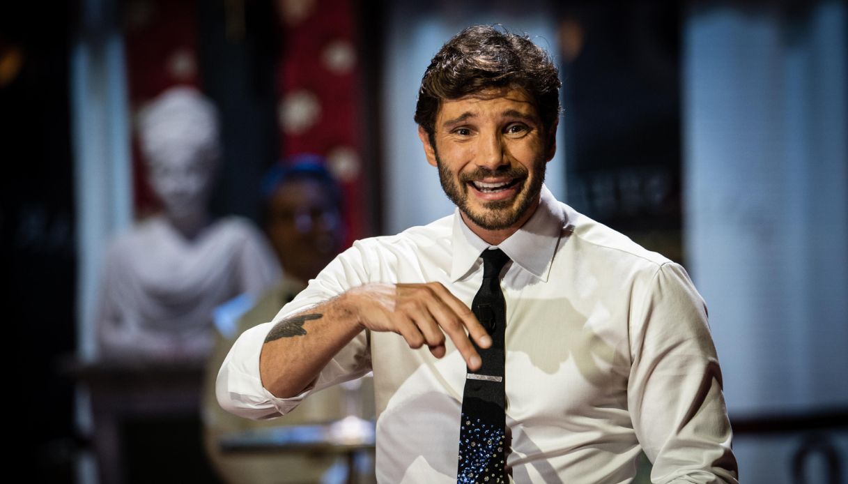 Stefano De Martino Amadeus Affari Tuoi