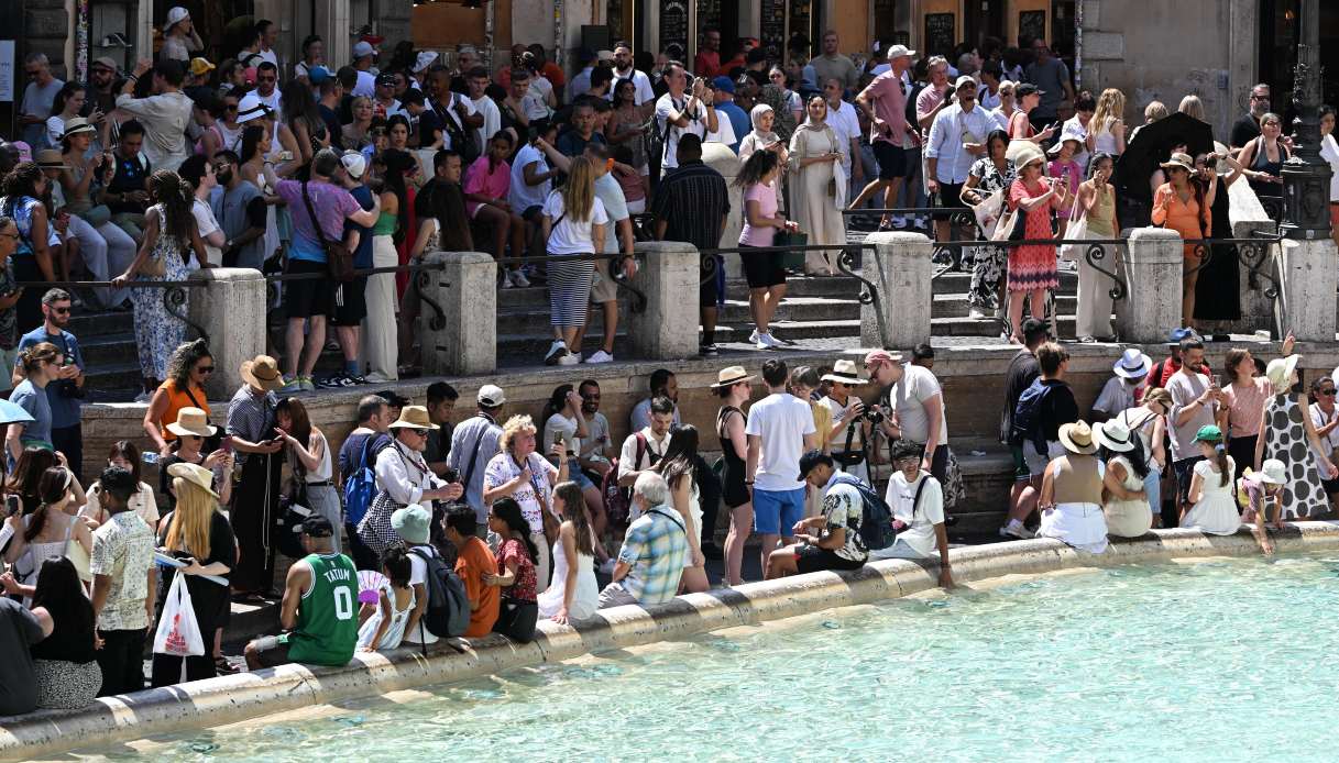 Fontana di Trevi a pagamento