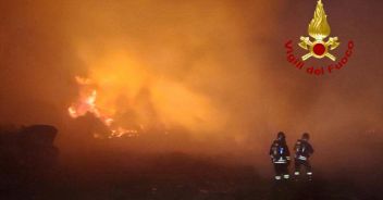 incendio-catania-cimitero