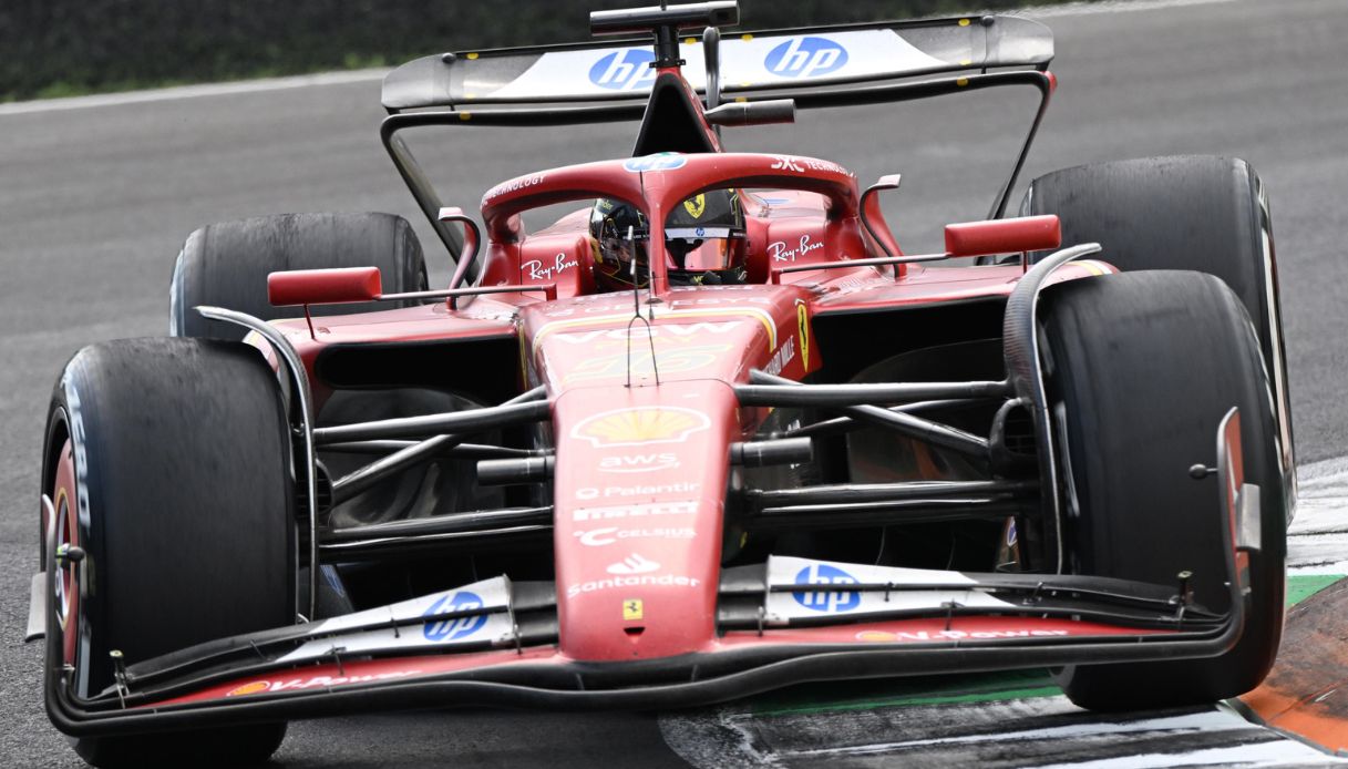 Charles Leclerc fa un incidente con la sua Ferrari