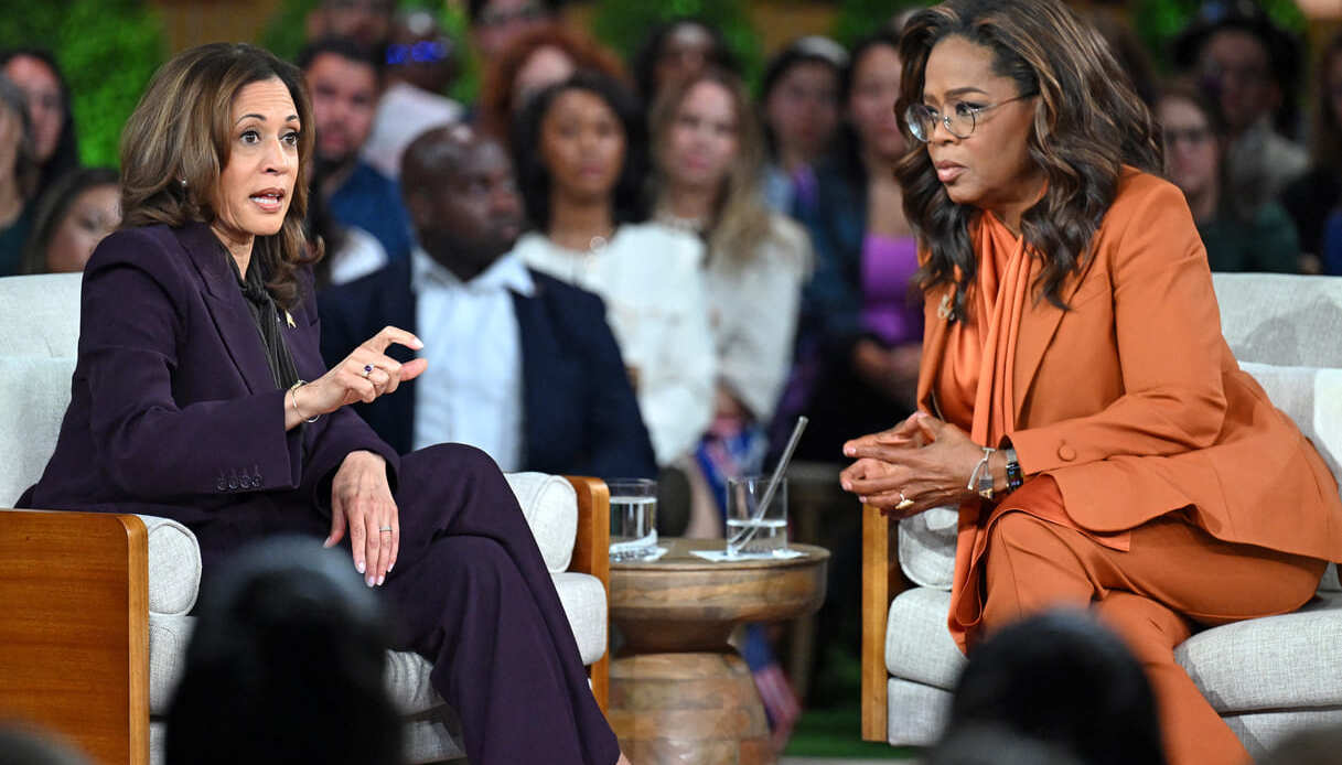 https://wips.plug.it/cips/notizie.virgilio.it/cms/2024/09/kamala-harris-oprah.jpg