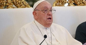 papa-francesco-attentato-terroristico-indonesia