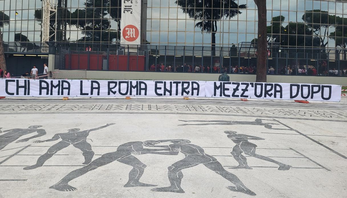 striscione stadio Olimpico