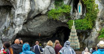 santuario-lourdes-allagato