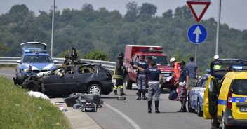 scontro-auto-foggia-statale-morti