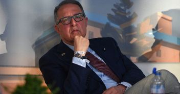 alessandro-campi-inaugura-il-padiglione-italiano-alla-buchmesse-e-viene-ricoverato-per-un-improvviso-malore-le-parole-del-ministro-alessandro-giuli