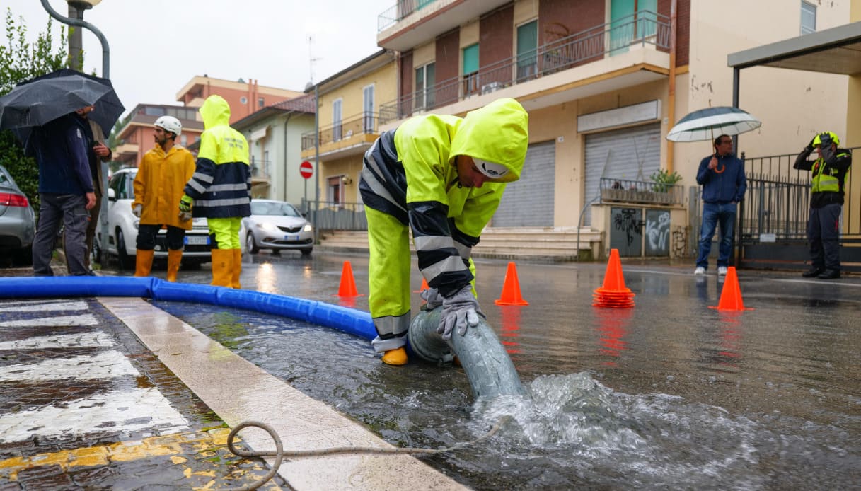 Allerta meteo arancione in 5 regioni, torna la paura in Emilia Romagna dopo l