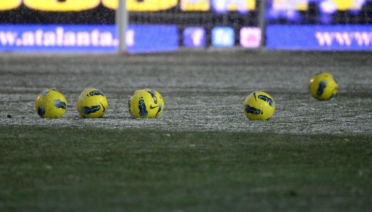 Allerta meteo in Emilia Romagna e Bologna Milan rinviata, l