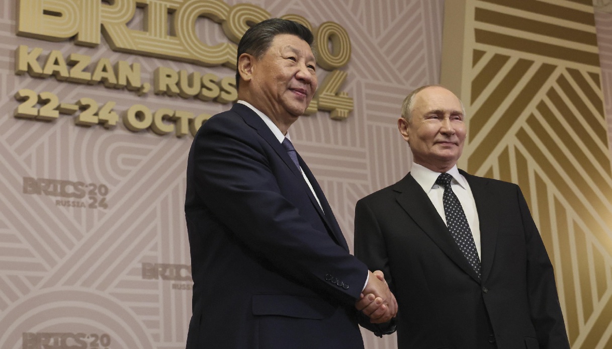 https://wips.plug.it/cips/notizie.virgilio.it/cms/2024/10/brics-russia-putin-vertice.jpg