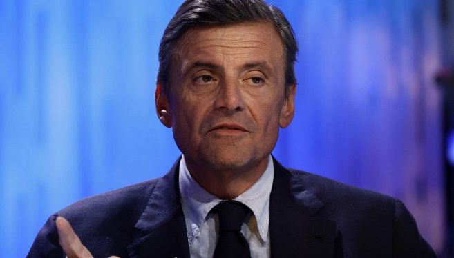 carlo calenda azione consulta