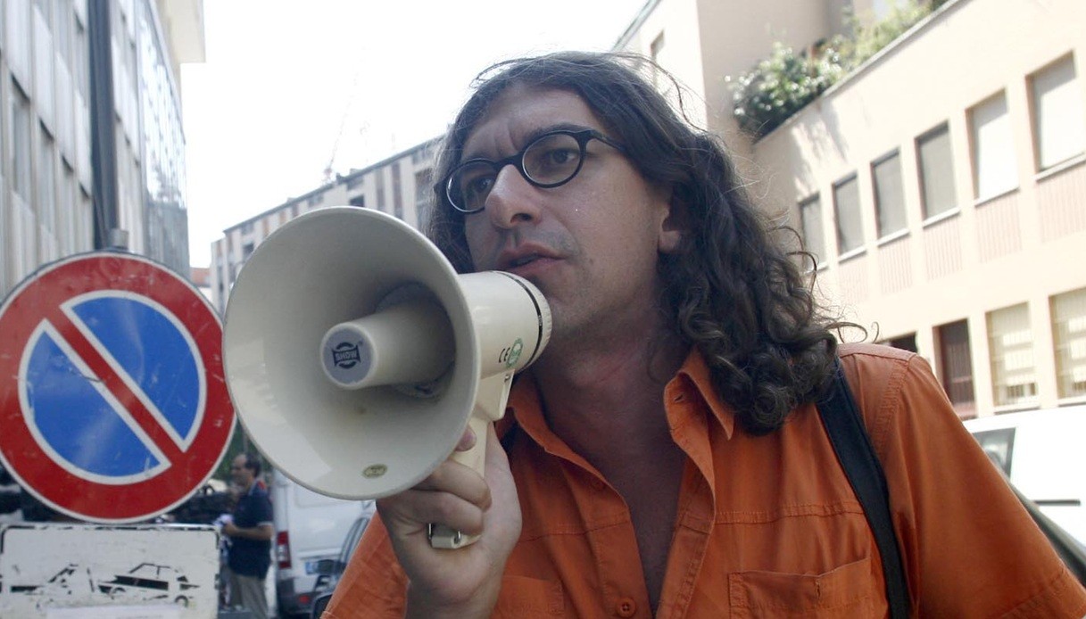 Gabriele Paolini protesta