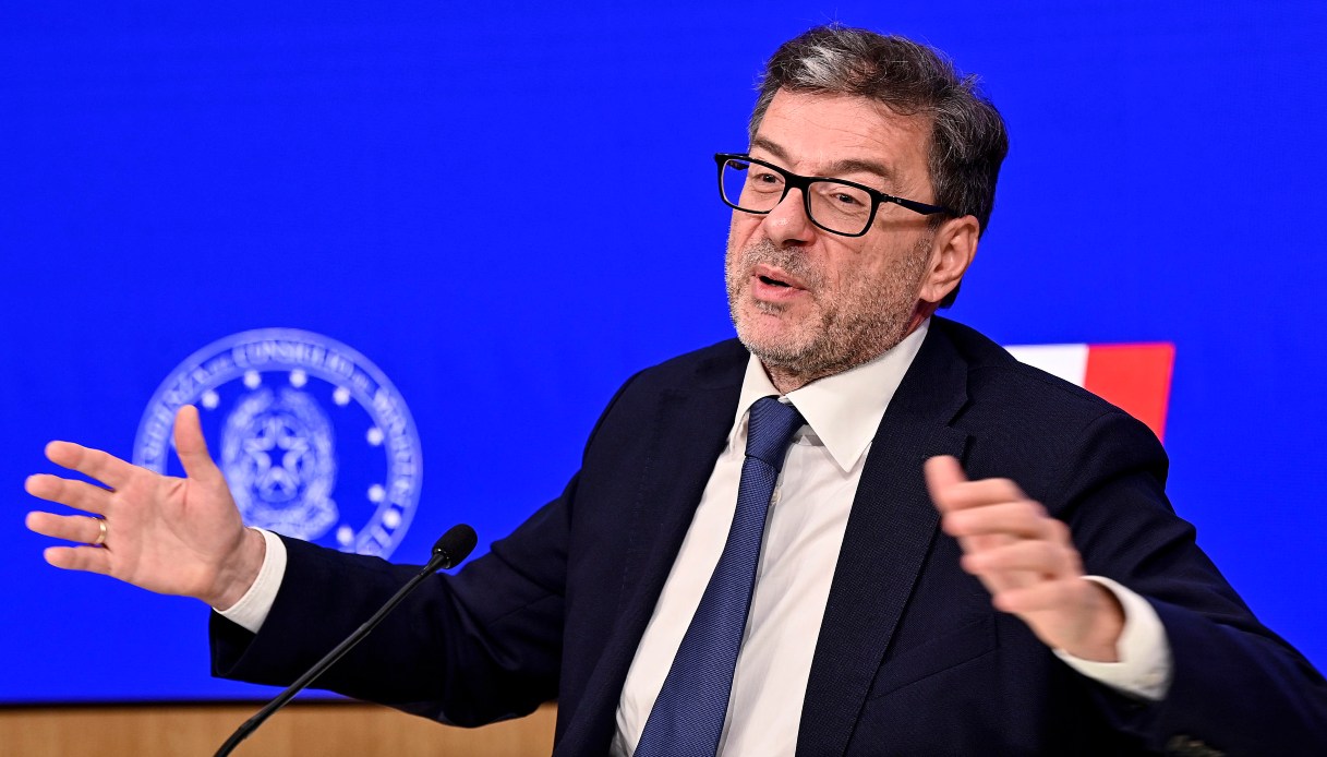 https://wips.plug.it/cips/notizie.virgilio.it/cms/2024/10/giorgetti-detrazioni-fiscali-2025.jpg