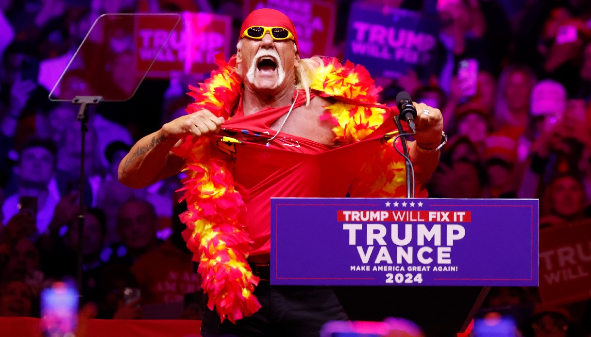 https://wips.plug.it/cips/notizie.virgilio.it/cms/2024/10/hulk-hogan-donald-trump.jpg