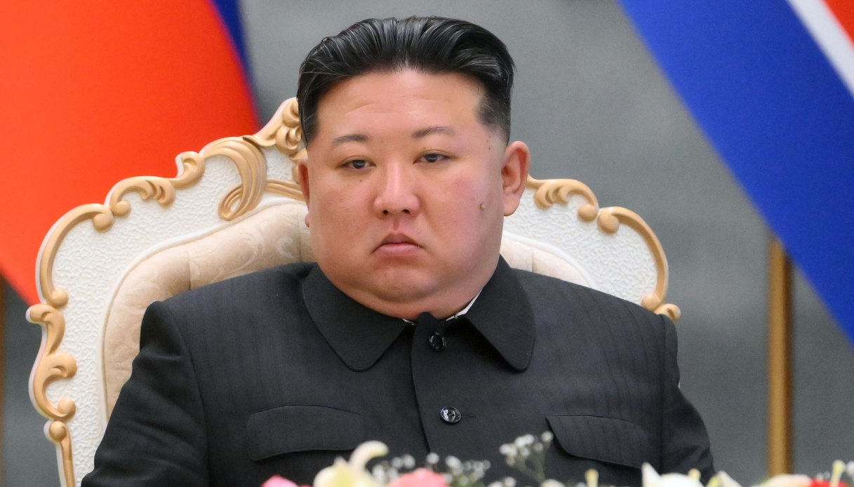 https://wips.plug.it/cips/notizie.virgilio.it/cms/2024/10/kim-jong-un-corea-del-nord.jpg